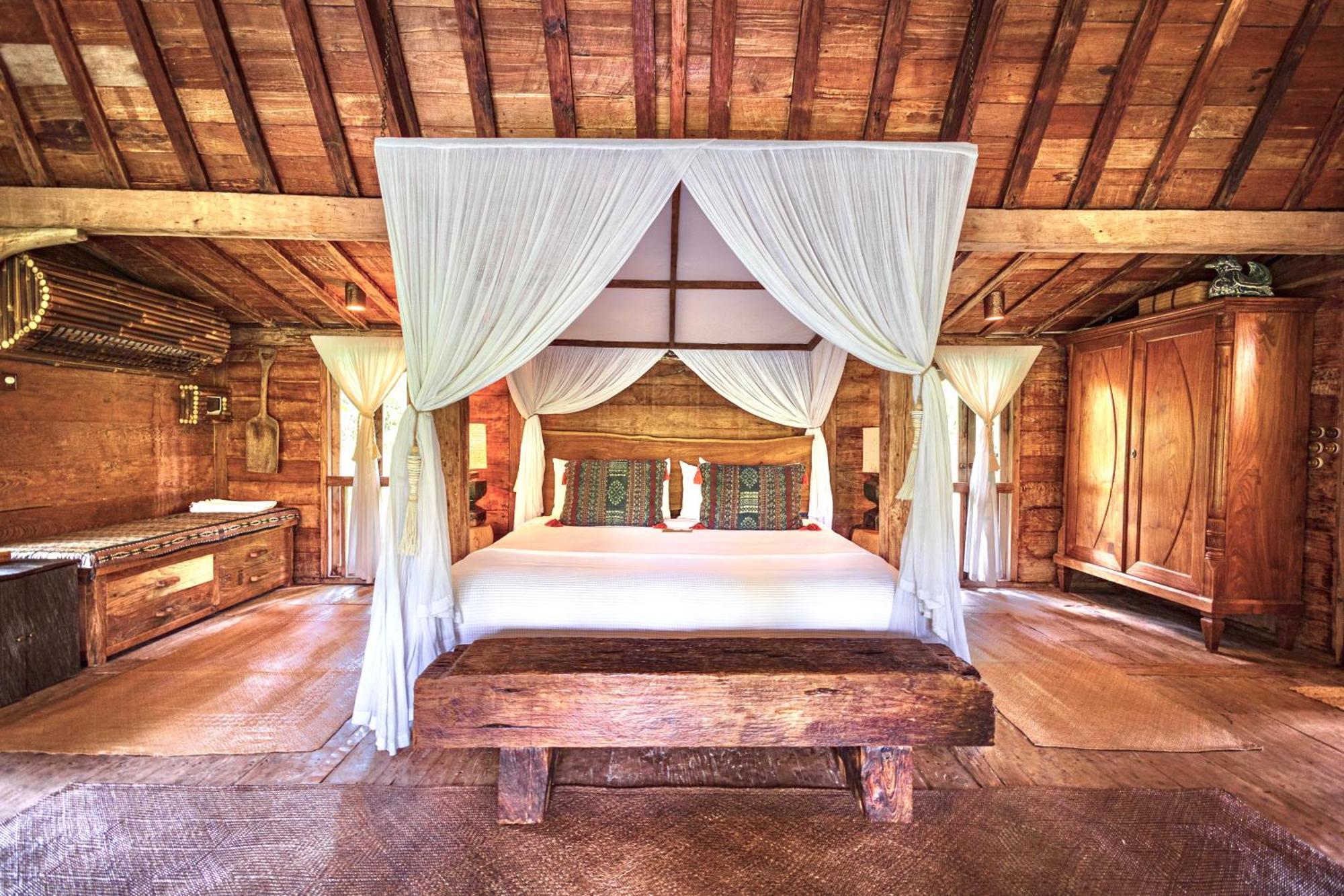 Stone House Hotel Ubud  Exterior photo
