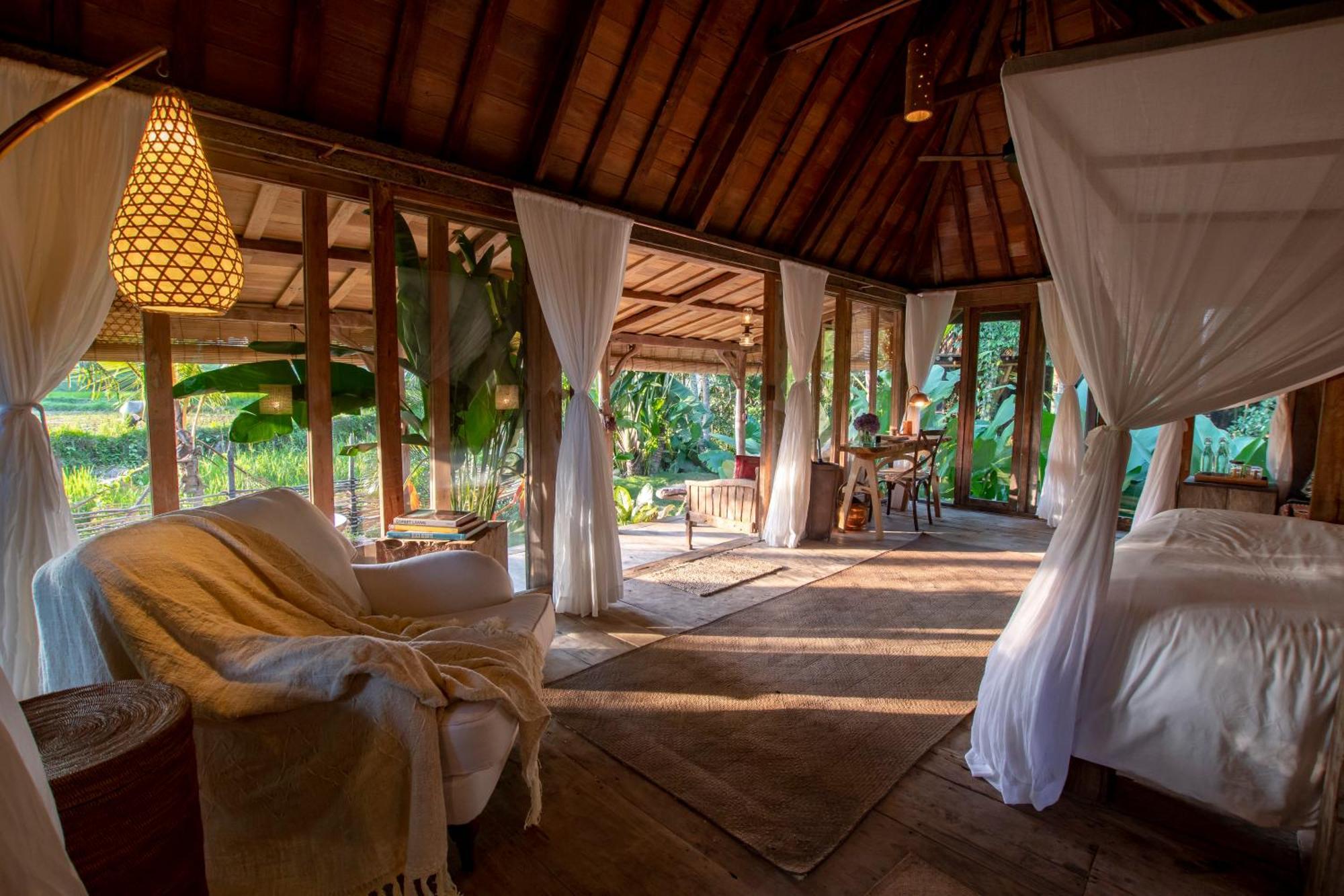 Stone House Hotel Ubud  Exterior photo