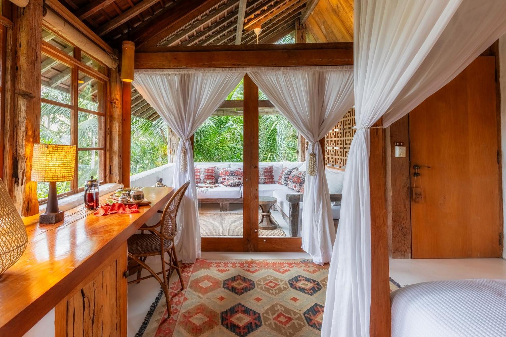 Stone House Hotel Ubud  Exterior photo