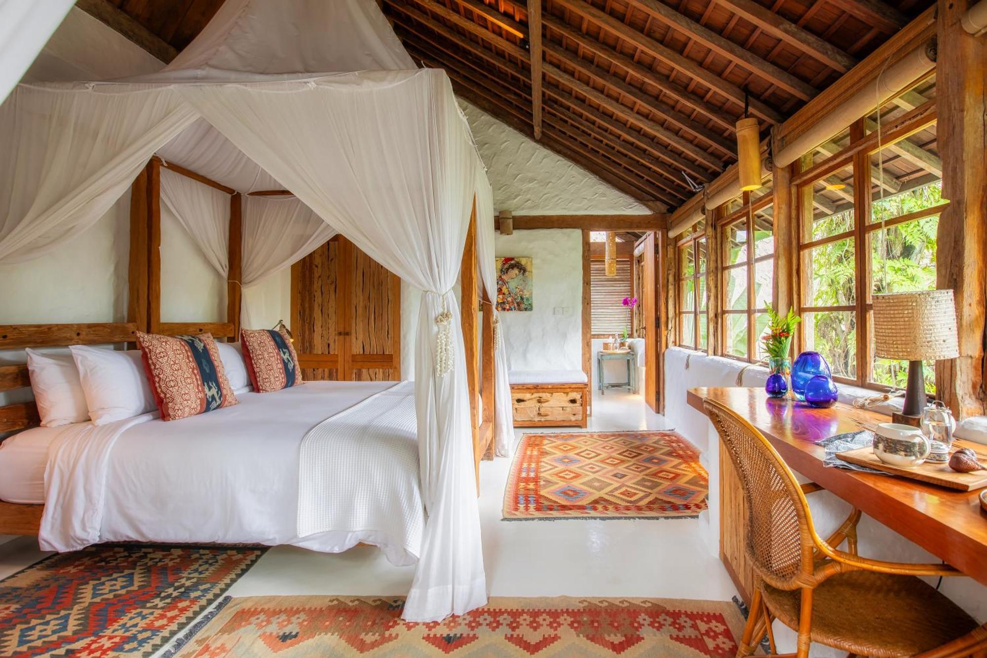 Stone House Hotel Ubud  Exterior photo