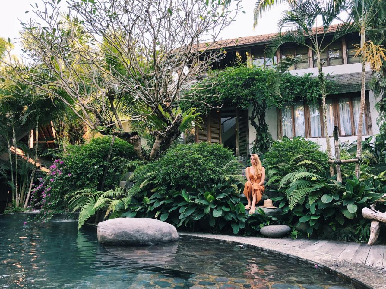 Stone House Hotel Ubud  Exterior photo
