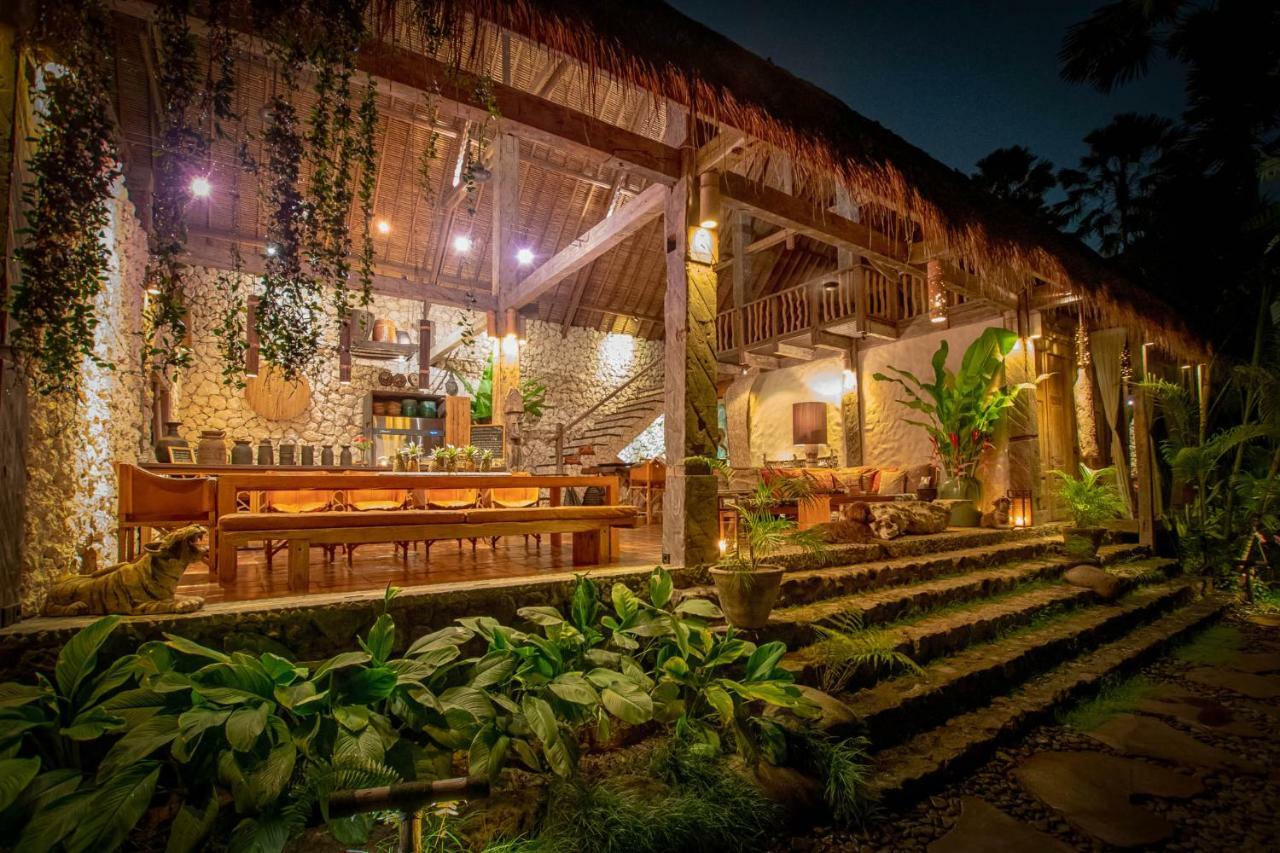 Stone House Hotel Ubud  Exterior photo
